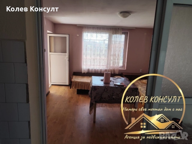 Къща село Зетьово,община Чирпан, снимка 12 - Етаж от къща - 54218546