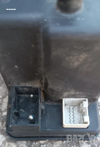 Вакуум помпа за централно закл. AUDI 80 B4 Avant, снимка 4 - Части - 55501457