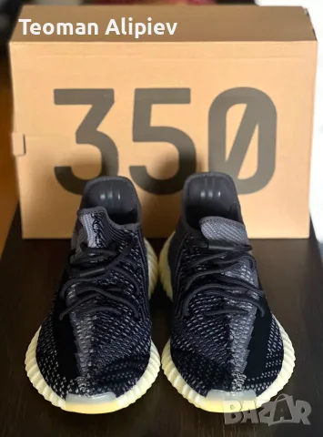 Yeezy Boost 350, 45 EU, снимка 2 - Ежедневни обувки - 55340713