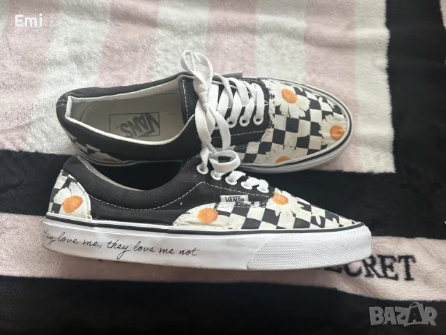 Vans с принт цветя