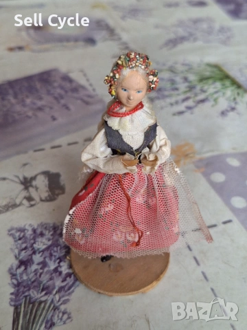 ✅РЪЧНО ПРАВЕНА ФИГУРКА - ДЕВОЙКА - ПОЛША❗