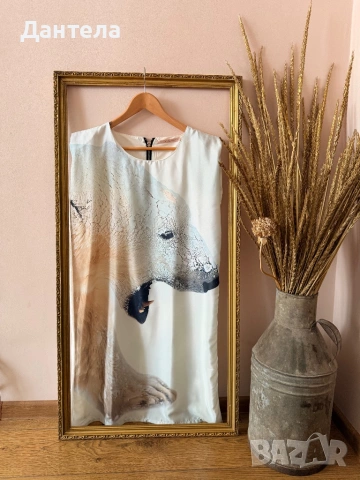 Ефектна дамска рокля с реалистичен принт полярна мечка