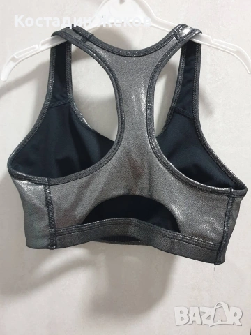 Ново. Дамско оригинално бюстие Nike Swoosh Icon Clash Shimmer Sports Bra , снимка 6 - Корсети, бюстиета, топове - 55072810