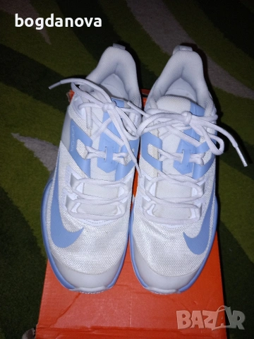 Нови оригинални маратонки Nike, 39 номер, снимка 2 - Маратонки - 53992742