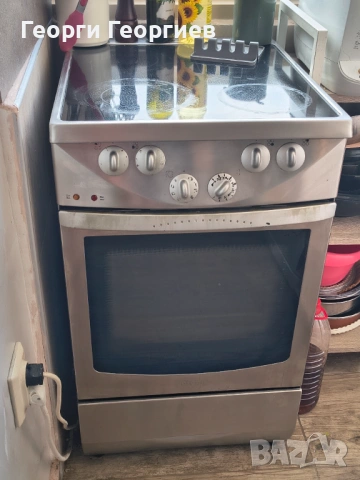 Готварска печка Gorenje с керамичен плот, използвана, снимка 3 - Печки, фурни - 54651170