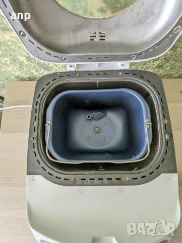 Хлебопекарна Zelmer ZBM0900W | 600W | 8 програми, снимка 4 - Хлебопекарни - 55273584