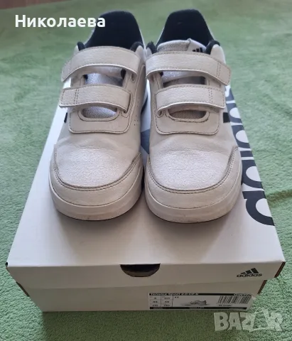 Продавам кожени маратонки Adidas, снимка 2 - Детски маратонки - 55582067