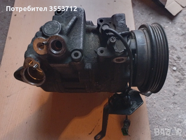 8D0 260 808 компресор климатик VW Audi , снимка 3 - Части - 54885465