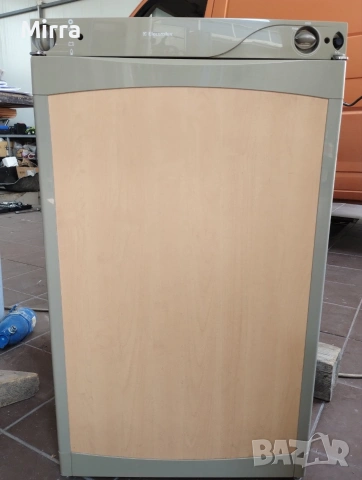 Газов хладилник Electrolux