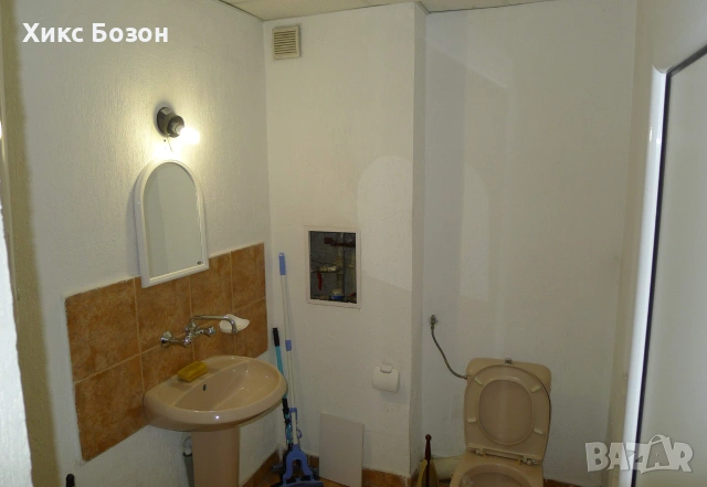 Давам под наем :Светъл,просторен офис  в кв. Слатина, снимка 8 - Офиси - 54993387
