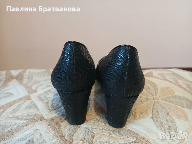 Дамски обувки в много добро състояние , снимка 3 - Дамски обувки на ток - 55579231