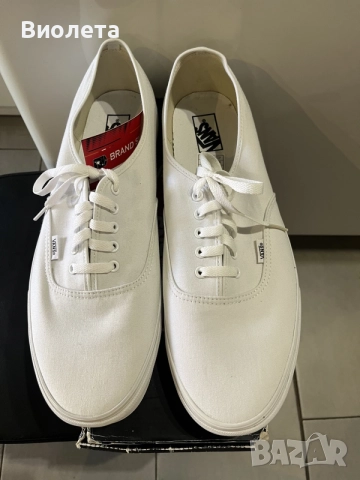 Оригинални  кецове Vans номер 50, снимка 3 - Кецове - 55440853