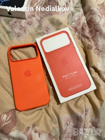 Кейс за iphone 17 pro max нов