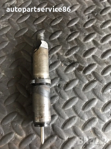 Дюза на гориво инжектор за Mercedes 811D 200 bar (1986–1992) KDAL74S21/19