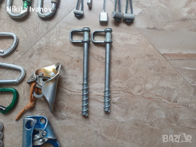 алпинистко / катерачно снарежение екипировка, карабинери, котки, 60 метра въже, цеви, клеми, примки, снимка 8 - Зимни спортове - 55641721