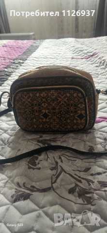 Спортно- елегантна чанта 