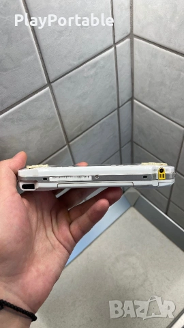Modded PSP 1000 White 64GB 75+ games, снимка 4 - PlayStation конзоли - 54955632