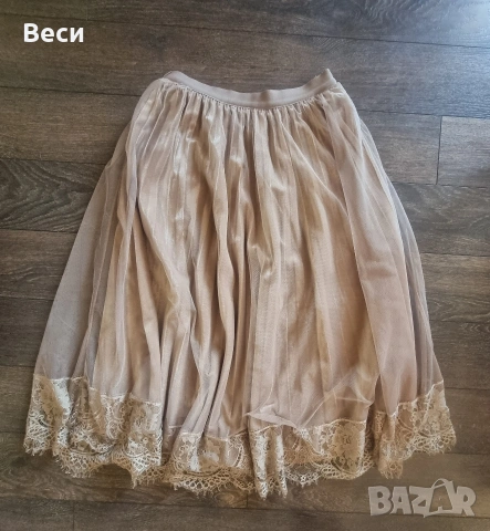 Дамска пола