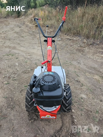 МОТОФРЕЗА HONDA 5,5.к.с. ПЕРФЕКТНА. НАВЕСНА , снимка 13 - Градинска техника - 55081560