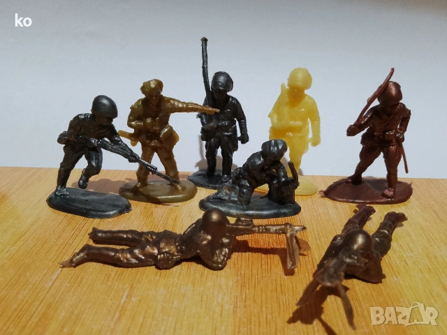 Играчки от Макдоналдс и смърфове и др, снимка 15 - Фигурки - 54000135