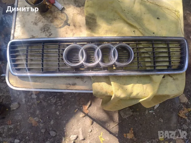 Решетка Преден Капак За Ауди 80 Б4 1994г / Audi 80 B4 1994y
