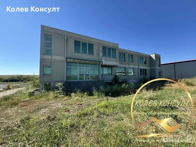 Търговска сграда град Хасково