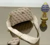 Guess Нова Дамска Кожена Чанта Гес Различни Цветове , снимка 13
