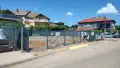 Ограден ъглов имот под наем, около 200 кв.м, до 5-то училище в Монтана, снимка 2