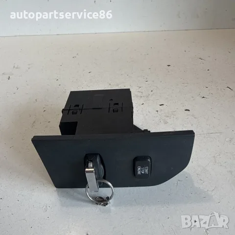 Контактен ключ с ключ за Volvo XC60 2.4 TDI (2011) OEM #111222