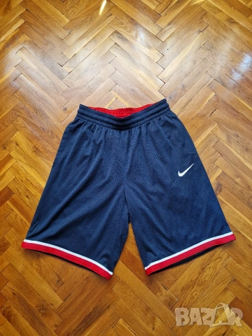 Страхотни мъжки къси шорти NIKE размер M 