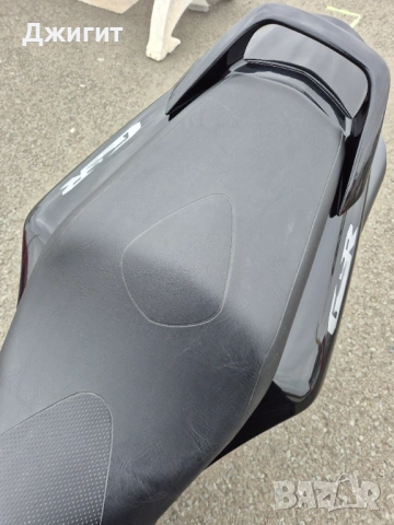 Мотоциклет SUZUKI GSR-600 , снимка 11 - Мотоциклети и мототехника - 54310321