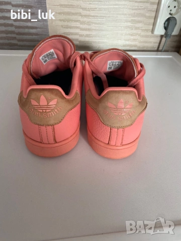 Розови маратонки Adidas, снимка 4 - Маратонки - 54247014