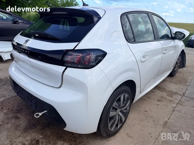 Peugeot 208 1.2 PureTech, двигател HMH, 75 кс., 5 ск., 45000 км., 2022г., Пежо 208 1.2 Pure, снимка 8 - Автомобили и джипове - 55381917