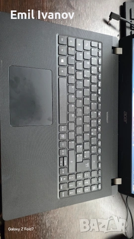 Acer TravelMate P215-52, снимка 3 - Лаптопи за дома - 55036895