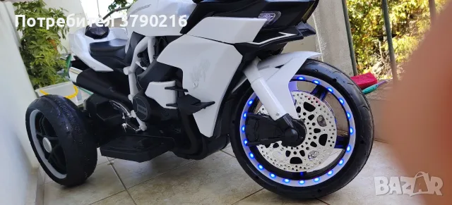 Детски мотор Kawasaki , снимка 2 - Детски велосипеди, триколки и коли - 55527388