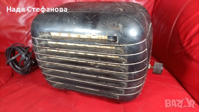 Стара бакелитова радио точка, напълно здрава