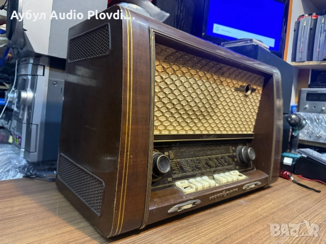 Loewe Opta  Apollo 1761W  лампово радио, снимка 3 - Радиокасетофони, транзистори - 54726850