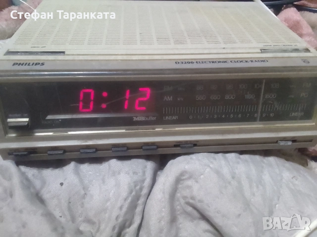 Радио приемник часовник и аларма 