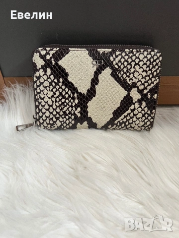 Портфейл parfois, снимка 5 - Портфейли, портмонета - 53984935