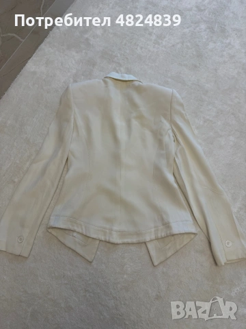 Бяло сако Emporio Armani, снимка 3 - Сака - 54620819