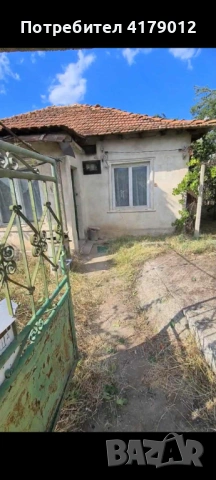 Къща (105кв) в град Костенец с двор 1206 кв., снимка 2 - Къщи - 54348473