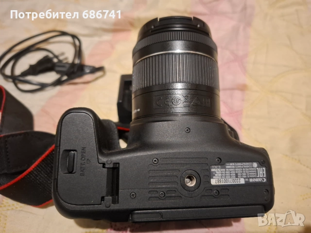 Фотоапарат Canon 2000D, снимка 4 - Фотоапарати - 54035361