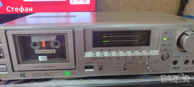 Akai CS-F33R, 