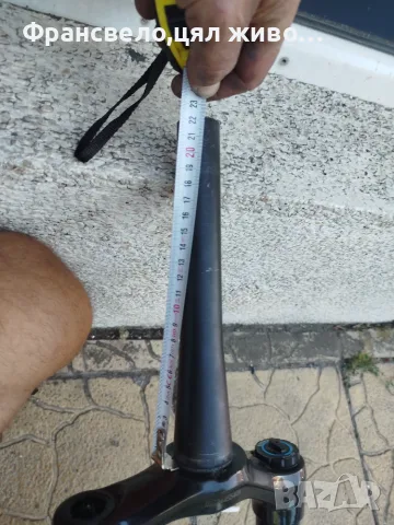 29 цола вилка за велосипед колело като ново rock shox lyrik ultimate , снимка 8 - Части за велосипеди - 55427027