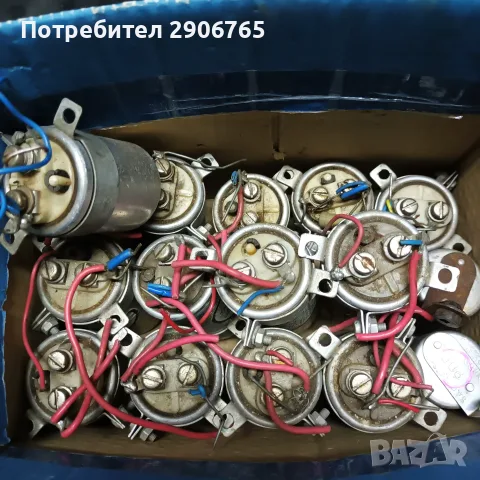 Стари кондензатори, снимка 4 - Резервни части за машини - 55486324