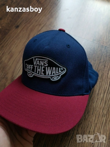 VANS - страхотна шапка КАТО НОВА универсален размер, снимка 3 - Шапки - 54264116