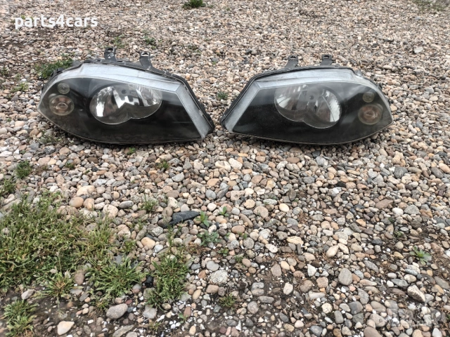 ляв и десен фар за сеат ибиза едносекционен SEAT IBIZA