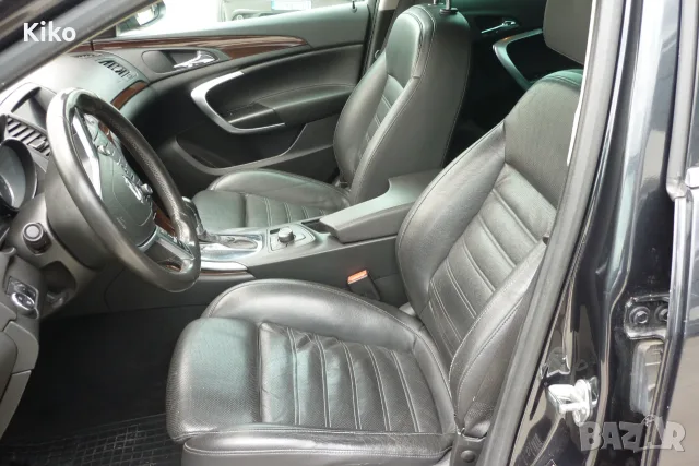 Opel Insignia 2.8 V6 Turbo, снимка 12 - Автомобили и джипове - 55415054