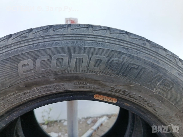 Летни гуми Dunlop Econodrive 205/65 R15C (за бус/ван) – 2 бр., снимка 2 - Гуми и джанти - 54699265