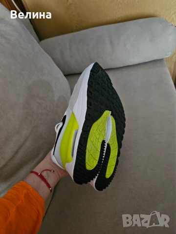 Маратонки Nike , снимка 4 - Детски маратонки - 54604172